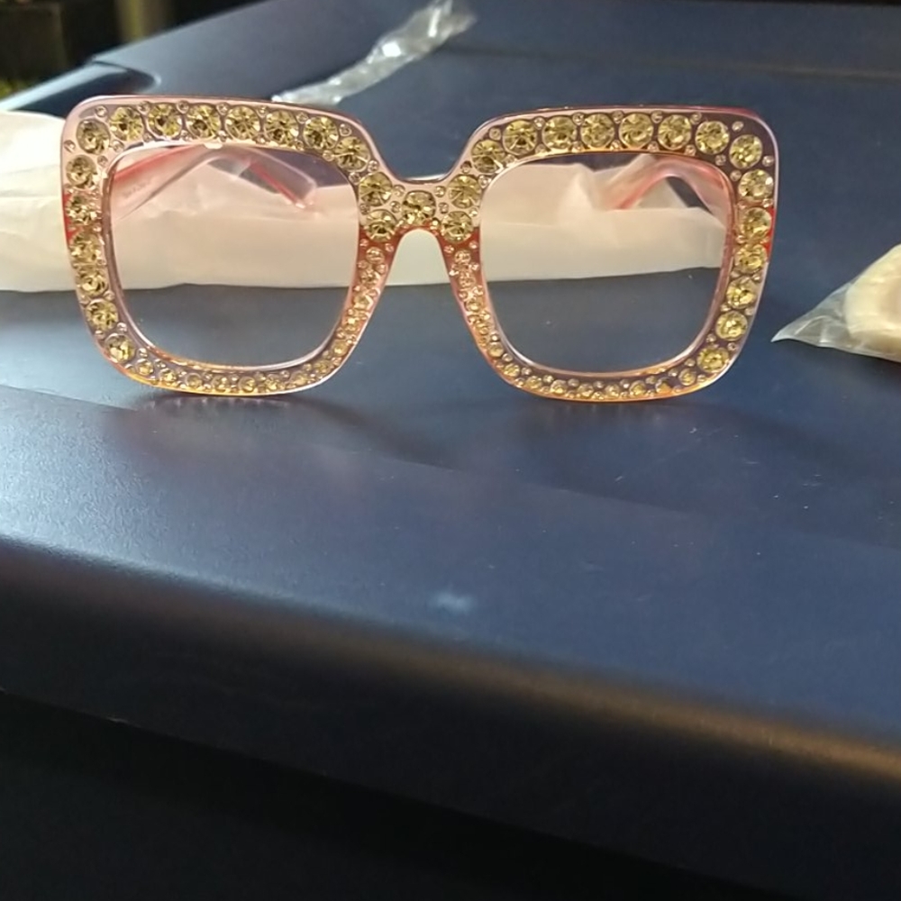 Flashy box sunglasses